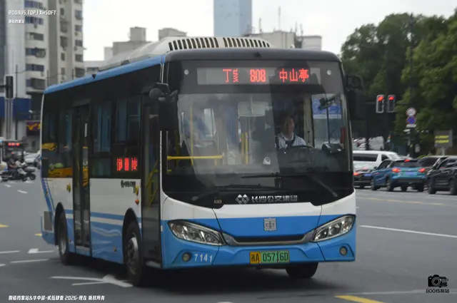 800BUS