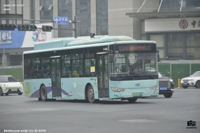 800BUS
