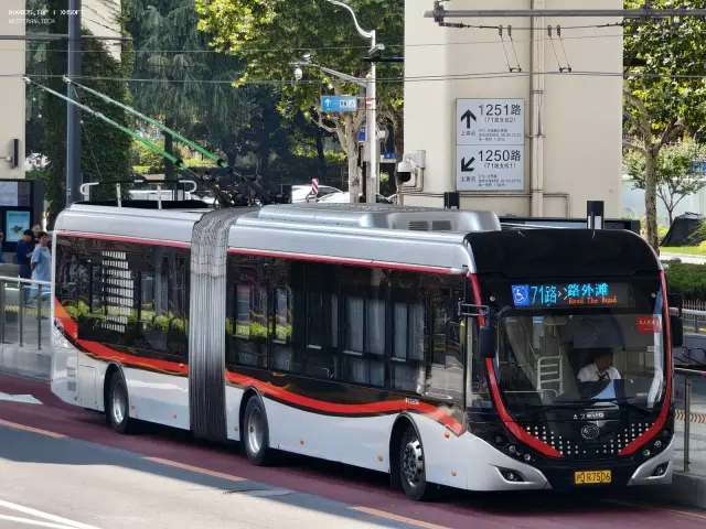 沪D R7506