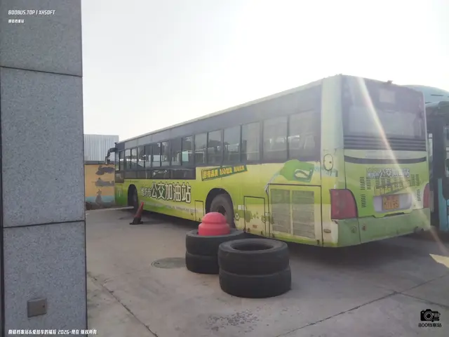 800BUS