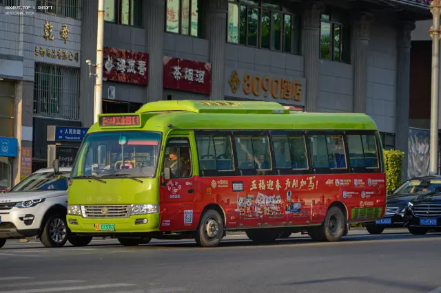 闽E 07306D