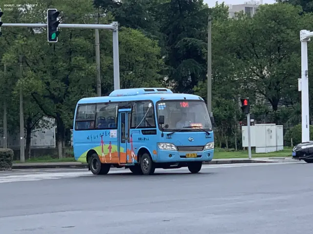 800BUS