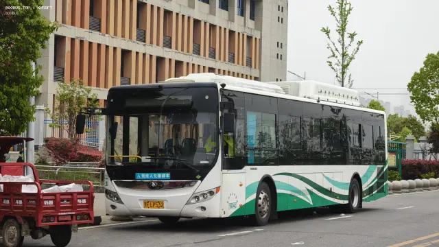 鄂F LP532