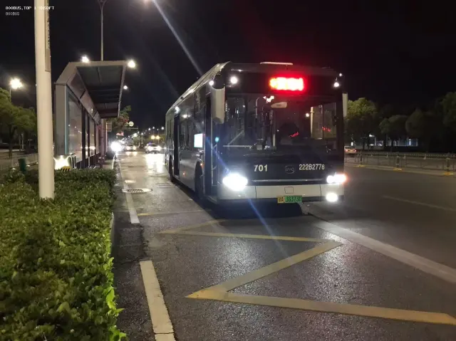800BUS