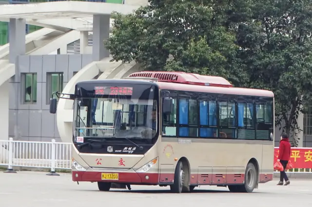 闽J Y3203