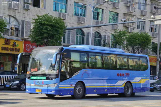 闽J Y5835