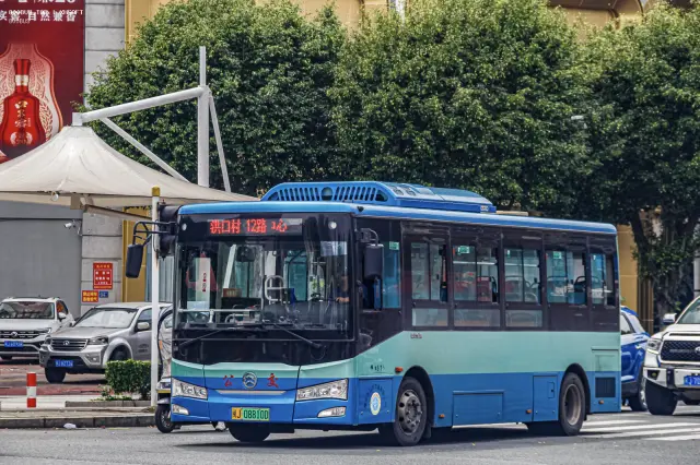 闽J 08810D