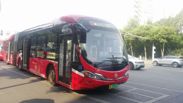 川A 18687D