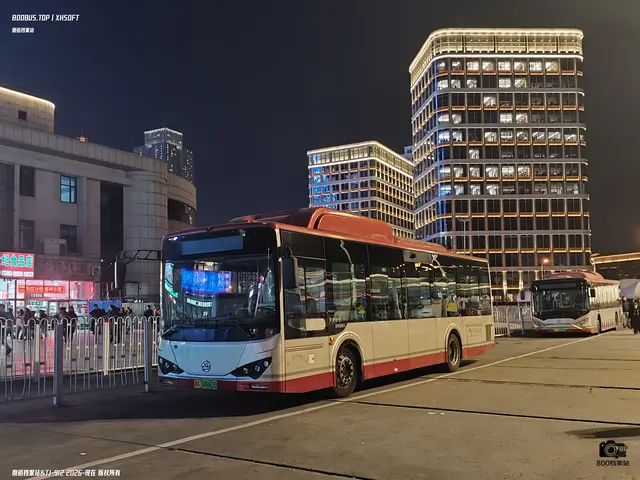 800BUS