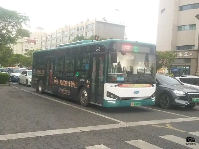 800BUS
