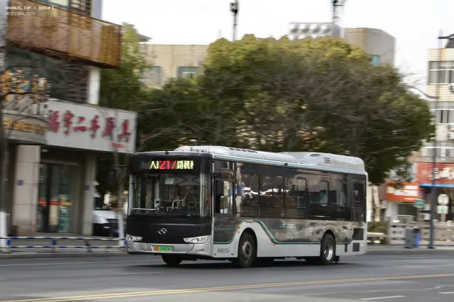 800BUS