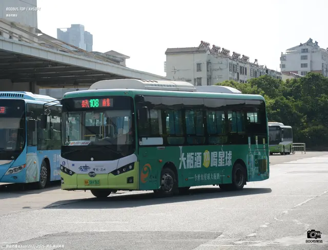 800BUS