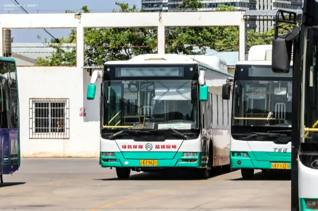 云A E9621