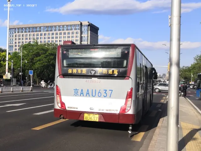 800BUS