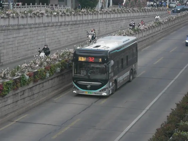 800BUS