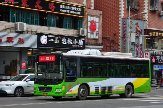 渝BQ8382