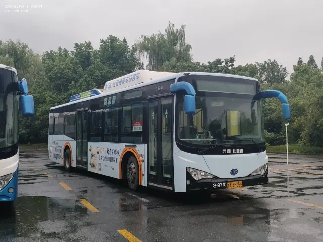 浙A 4M055（3-9710）