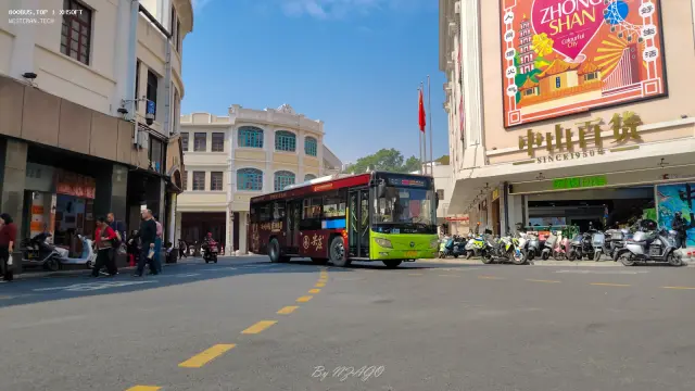 800BUS
