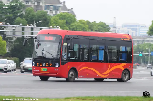 800BUS