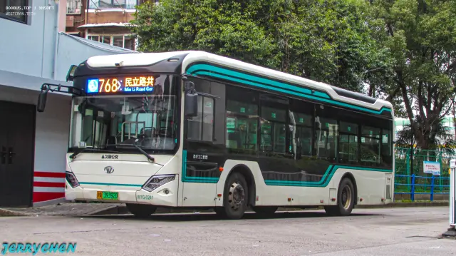 800BUS