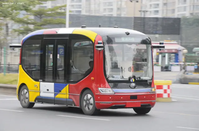 800BUS
