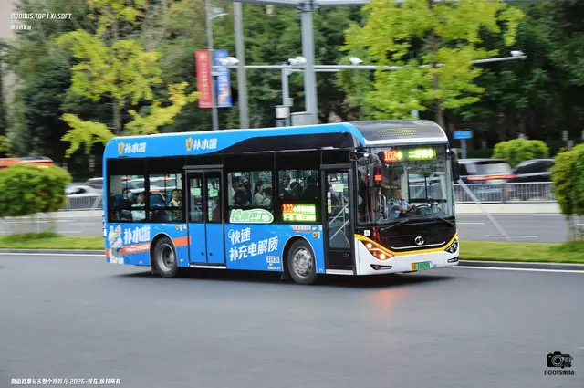 800BUS